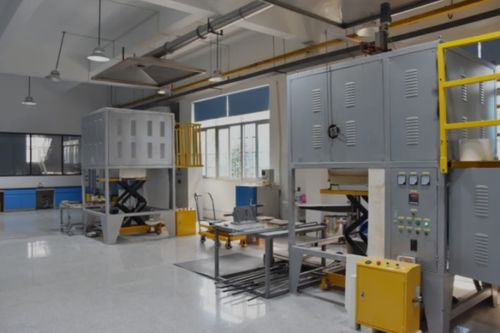 乾智坤達 首條透明微納晶二代電子顯示新材料成功點火量產